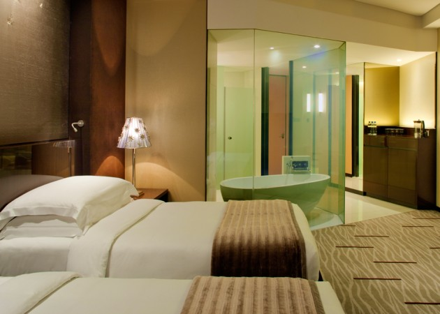 Offer your hotel guests instant and precise privacy whenever they need it. Source: smartglassinternational.com