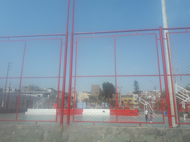 Opiniones de Canchas De Loza en Callao - Campo de fútbol
