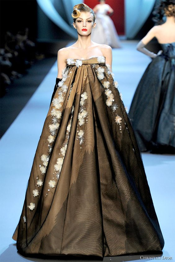 Dior Spring-Summer Haute Couture 2011