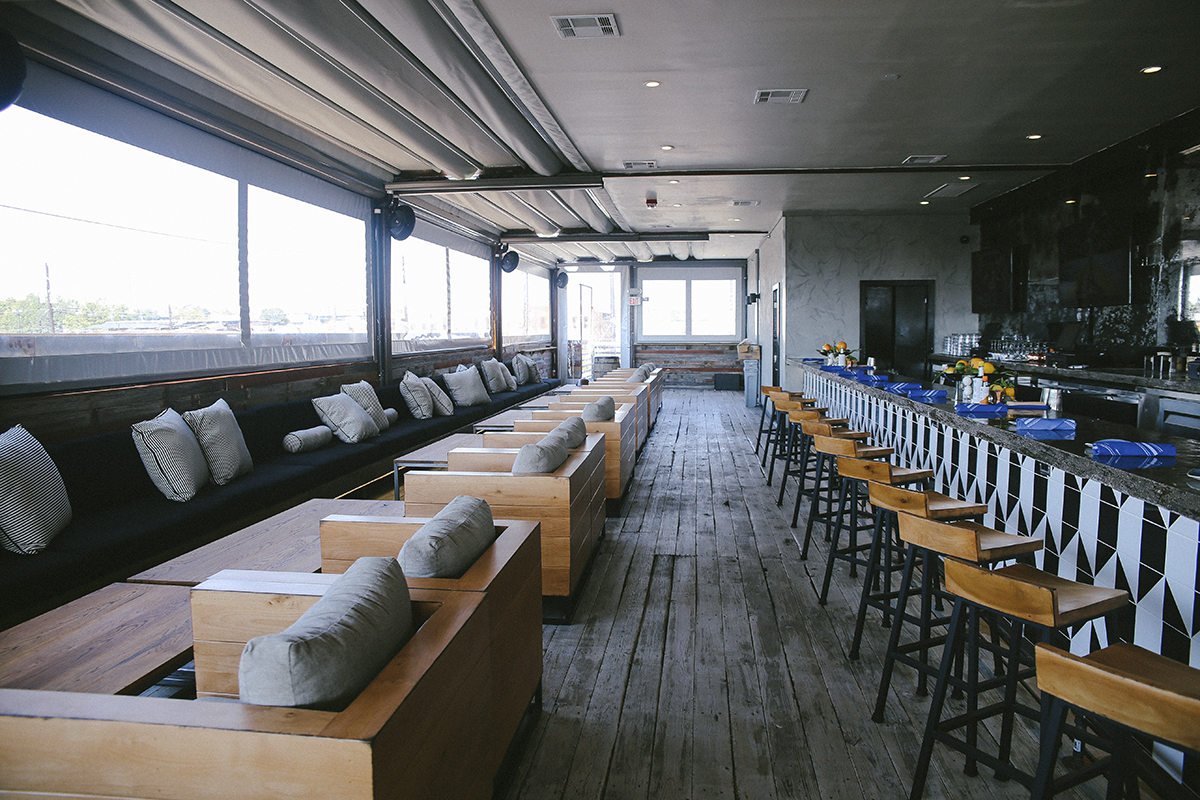  stirr, romantic rooftop restaurant in Dallas