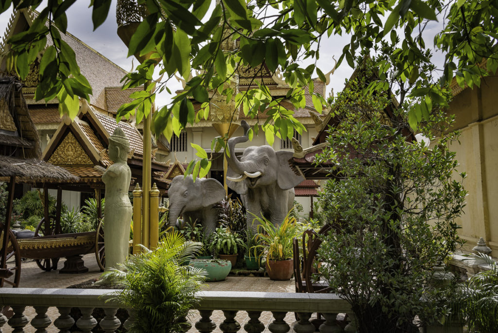 Peeking into one of the palace gardens