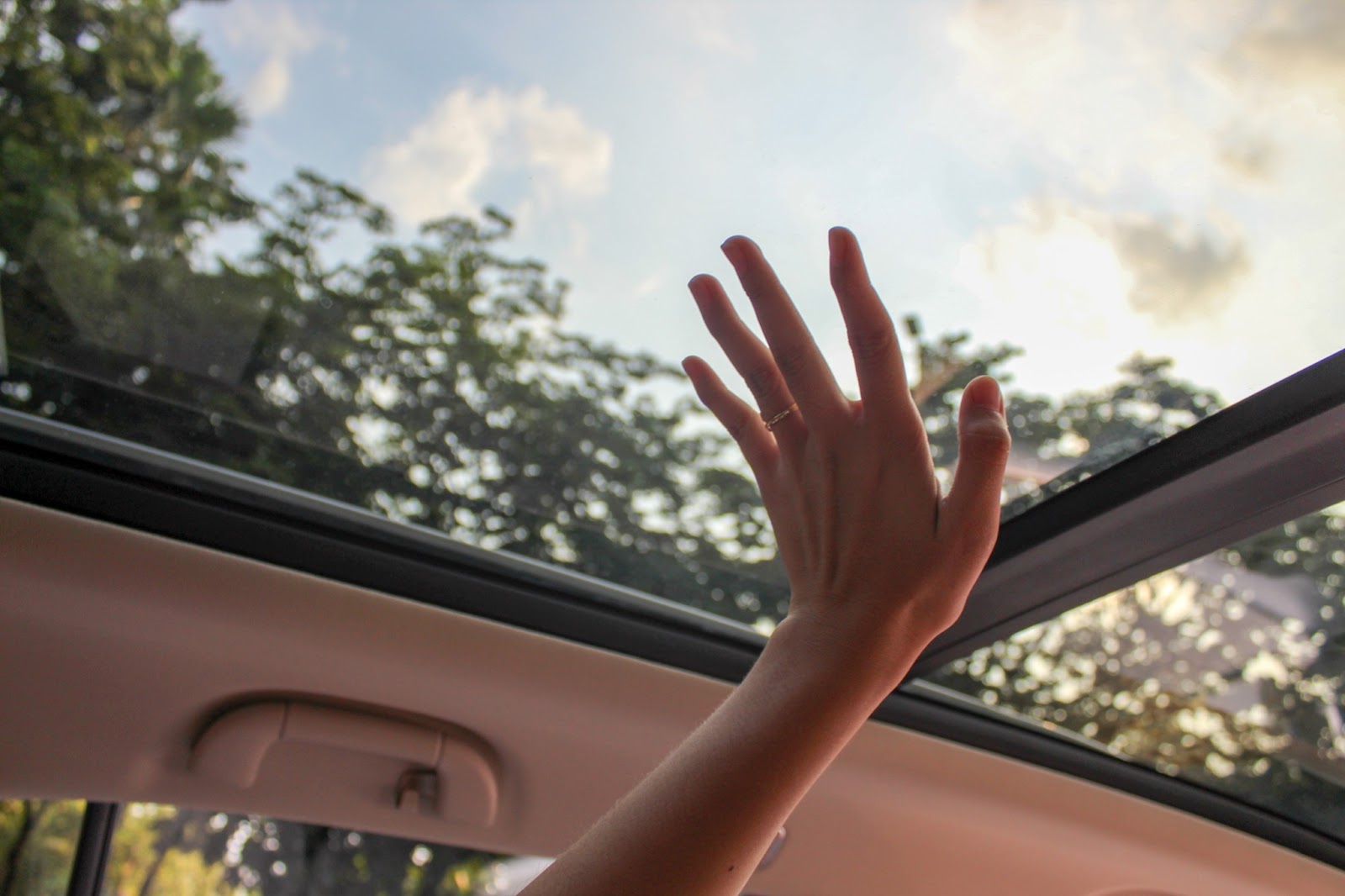 Top 5 Safety And Comfort Car Features Include A Sunroof 