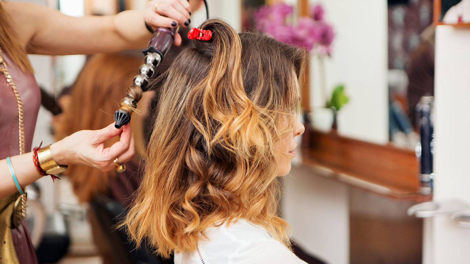 Hair stylists are experienced professionals who can provide a wide range of services, from simple haircuts to complex coloring and styling. A hair stylist must have up-to-date knowledge of the latest hairstyling trends and the necessary skills to create and maintain various looks. 
