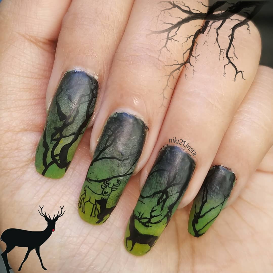 Green Winter Nail Design