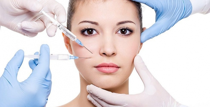 Sử dụng các dịch vụ thẩm mỹ không được hưởng BHYT.