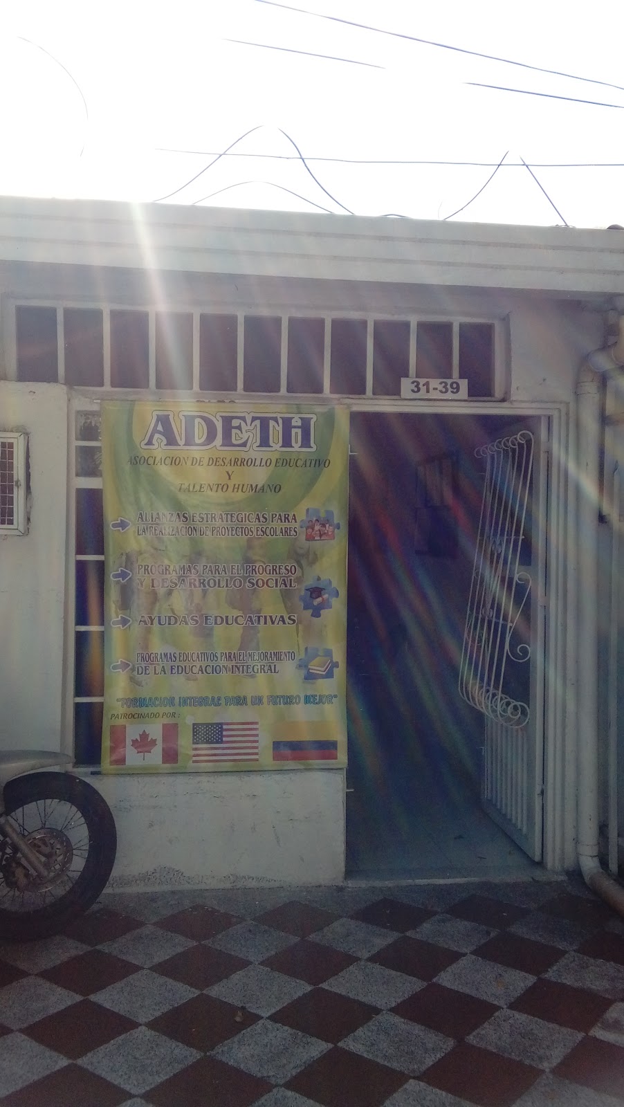 ADETH Asociación de Desarrolló Educativo y Talento Humano