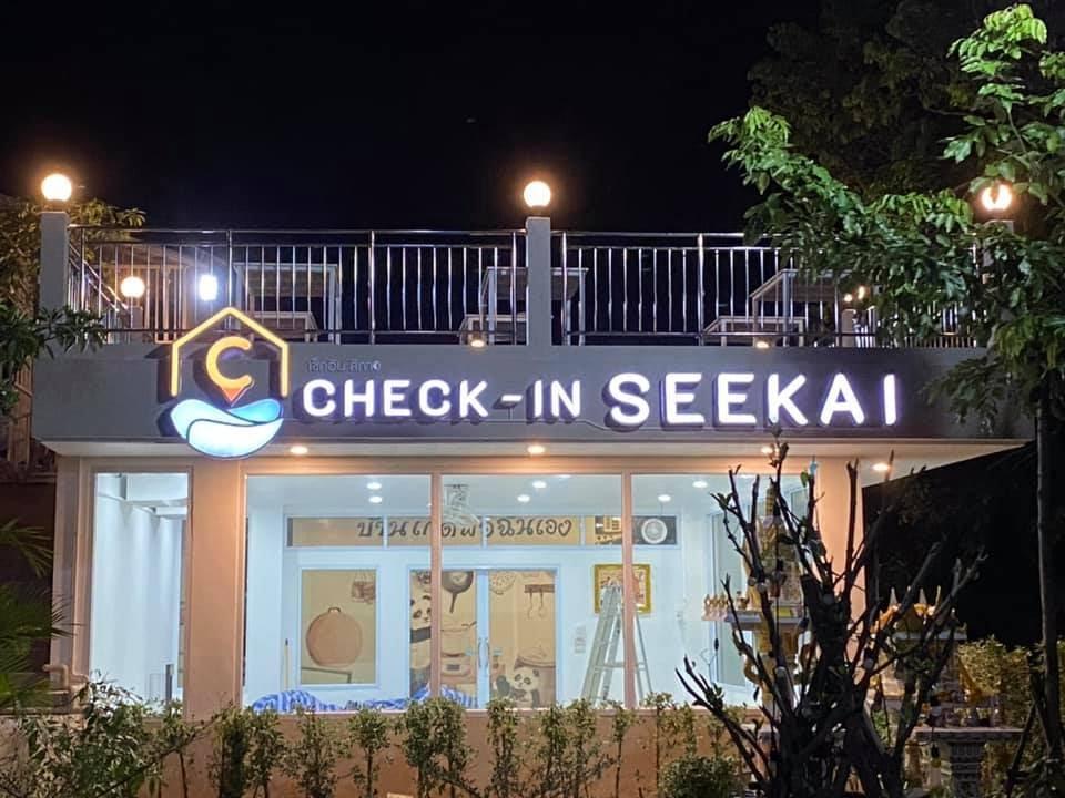 1. Check-in Seekai 02
