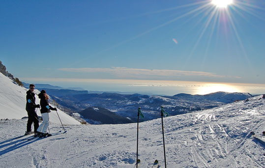 Skier face à la mer : 4 suggestions de stations &quot;vue mer&quot; - Alti-MAG