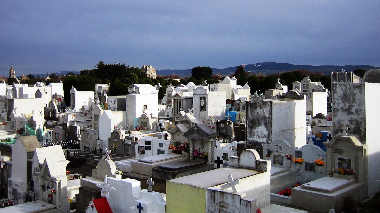 Punta_Arenas_cemetery.jpg