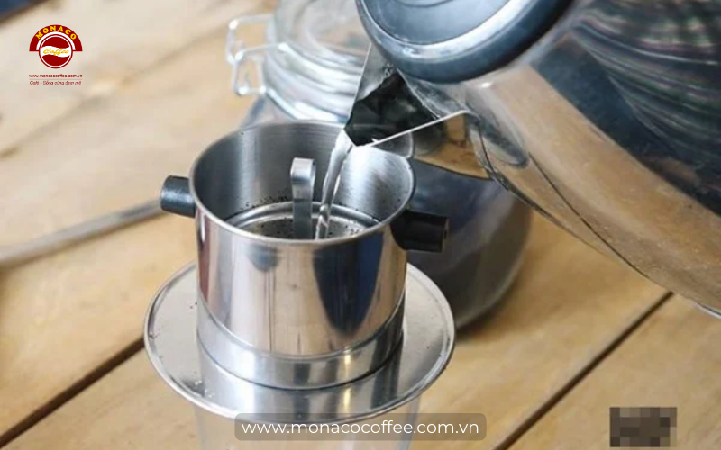 Kinh nghiệm pha cà phê phin thơm ngon chuẩn vị.