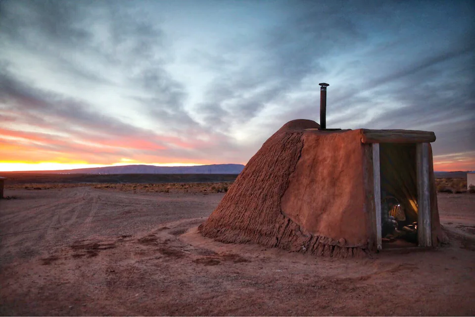 Navajo Hogan, Arizona