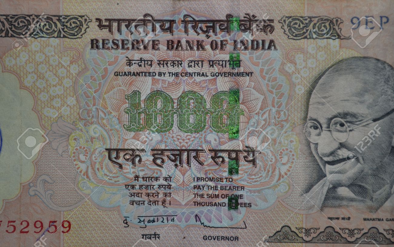 26158896-Close-Up-of-1000-Rupee-Indian-currency-Note-Stock-Photo.jpg