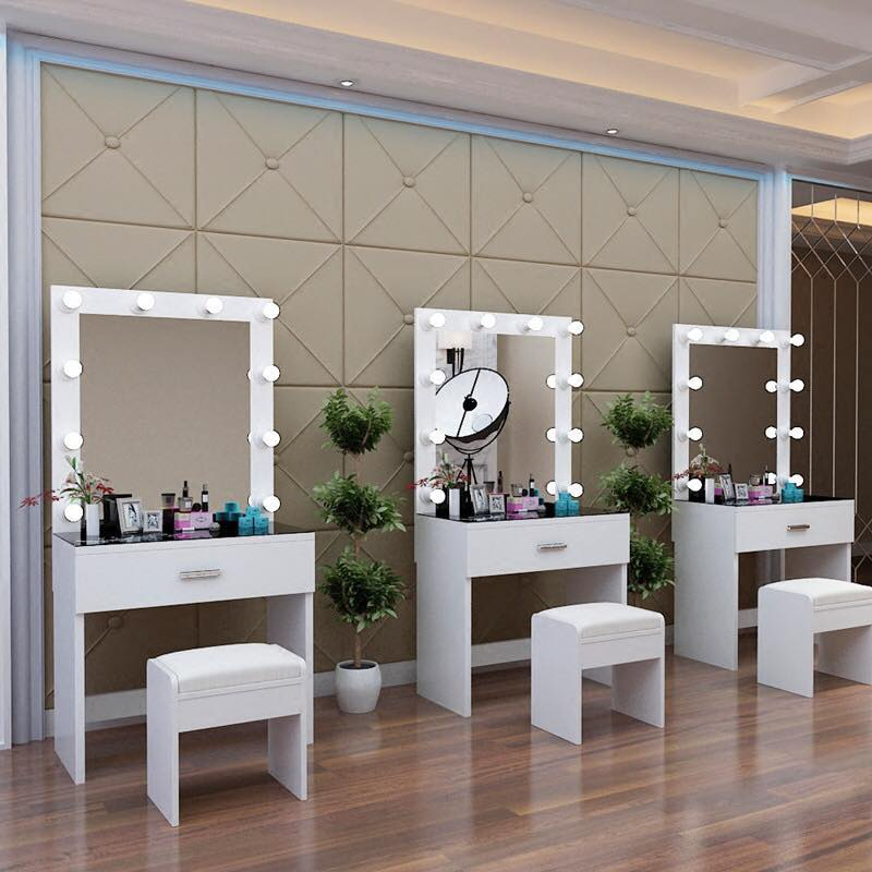 Tủ trang điểm bằng nhôm kính kết hợp đèn led hiện đại