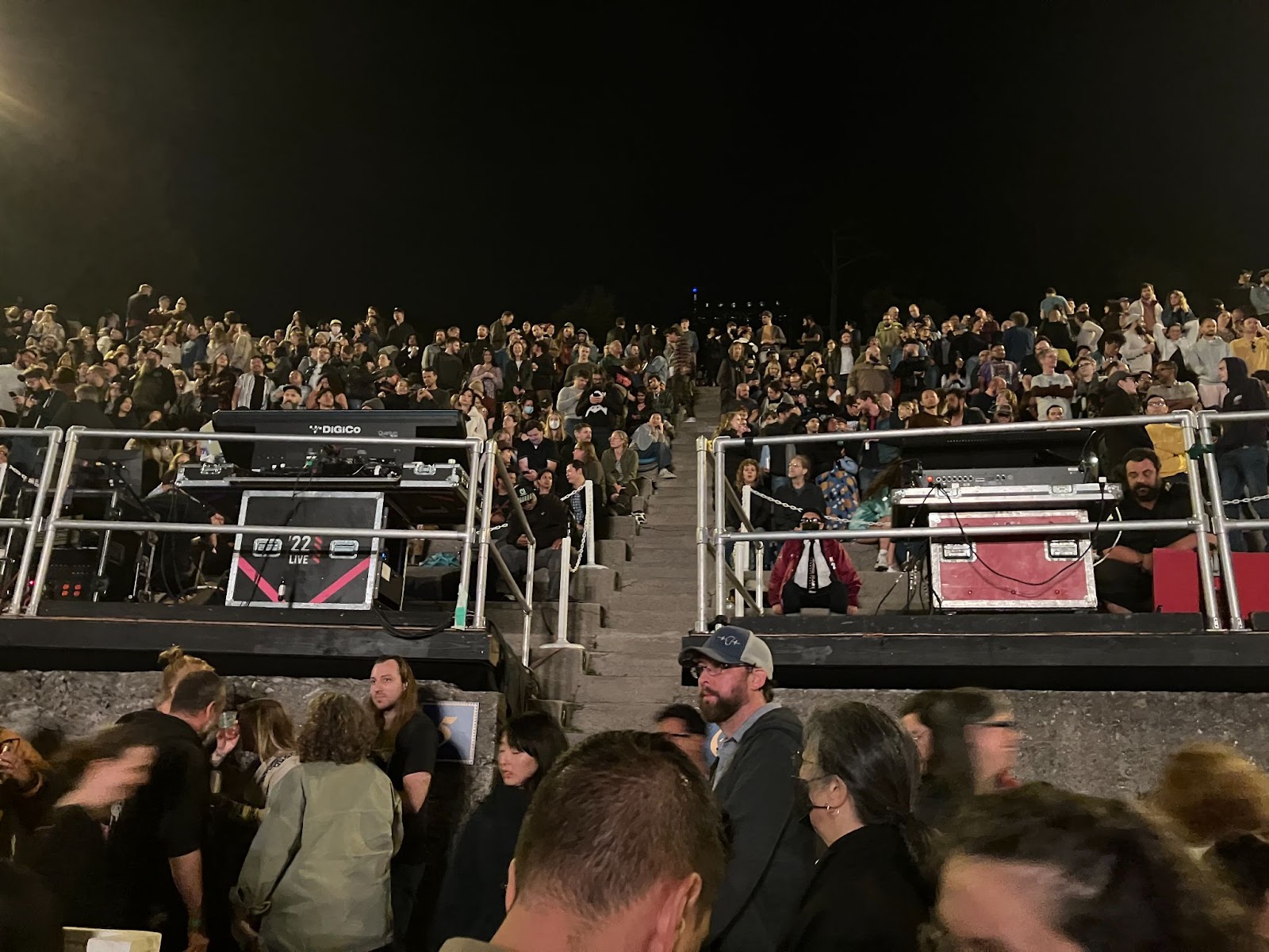 Ελληνικό θέατρο, ο Sigur Ros κλίνει εύκολα προς τον αυτοσχεδιασμό