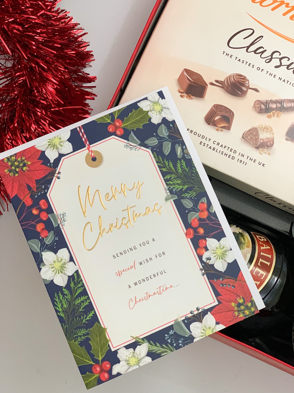 chocolate-themed-Christmas-gift-box-for-Christmas-ideas