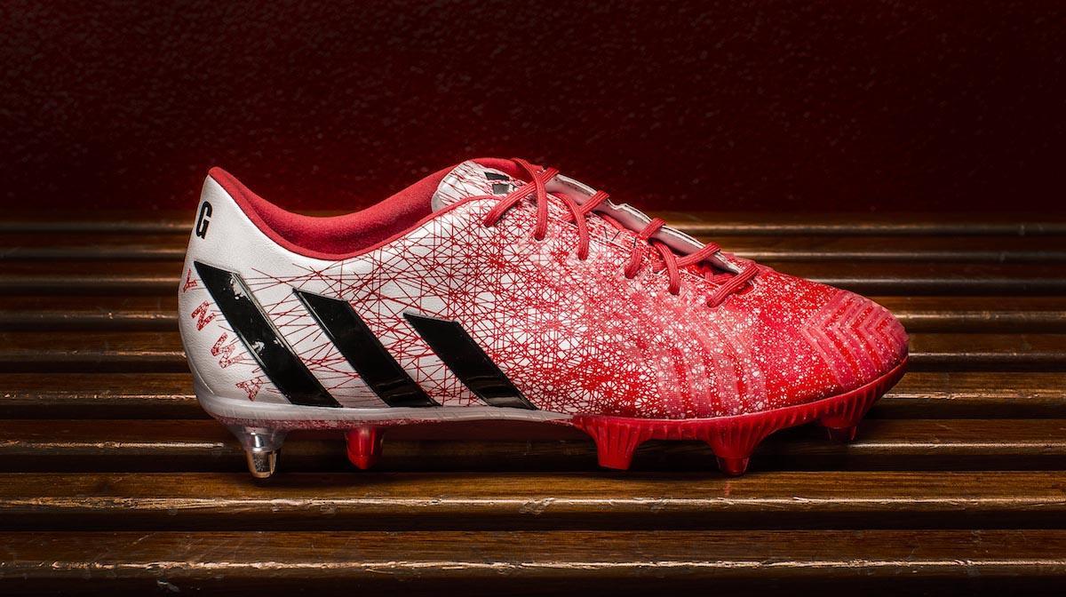sepatu bola termahal