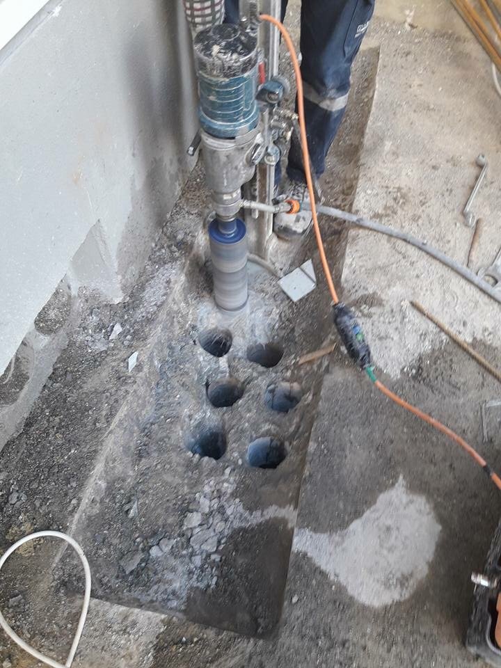 Có nhiều sự lựa chọn khác nhau khi thuê khoan rút lõi