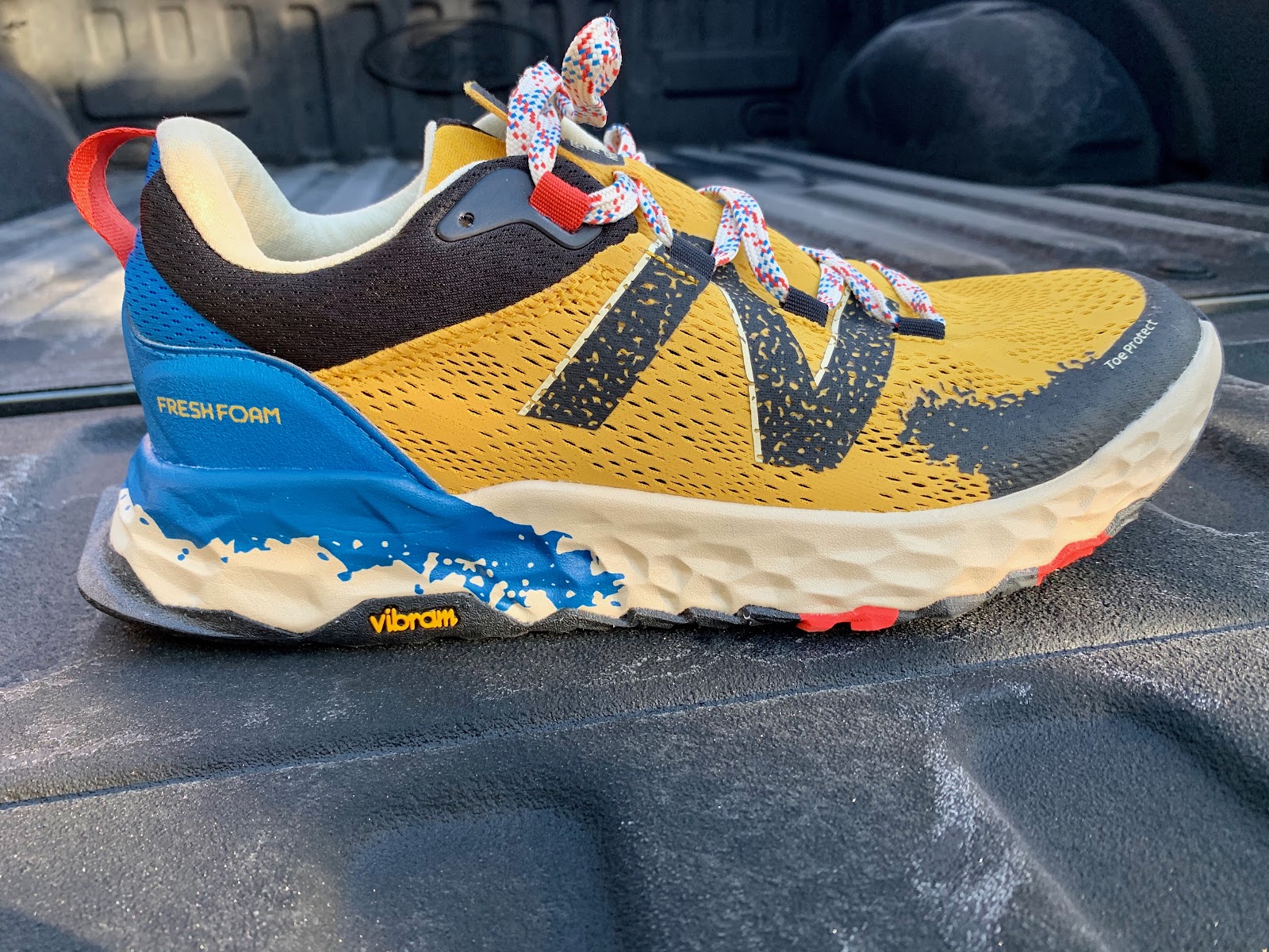 new balance hero trail running shoes