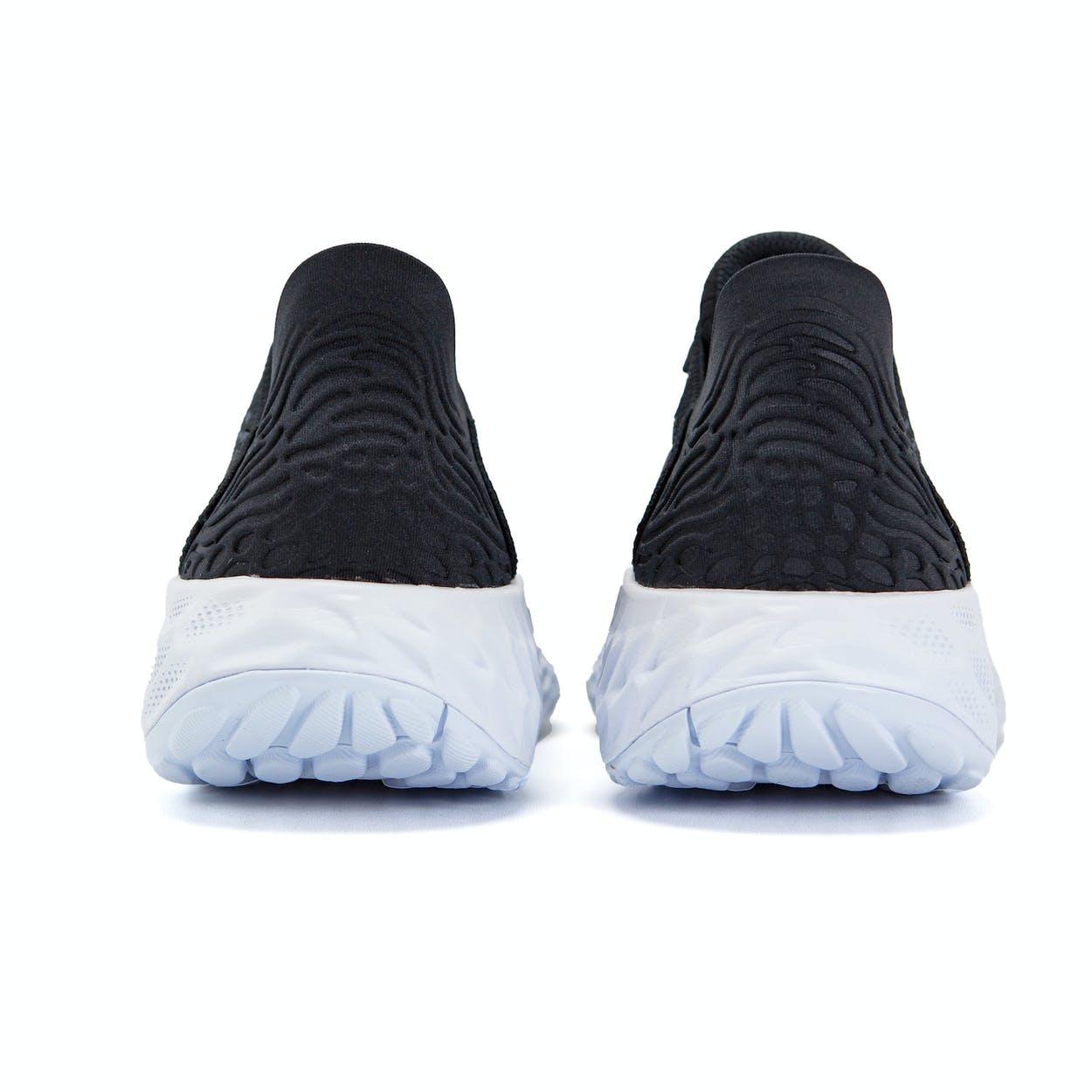 “New Balance Fresh Foam 1080v10” รองเท้าวิ่งที่มีความหนานุ่มสวมใส่สบายเท้าสุด ๆ 03