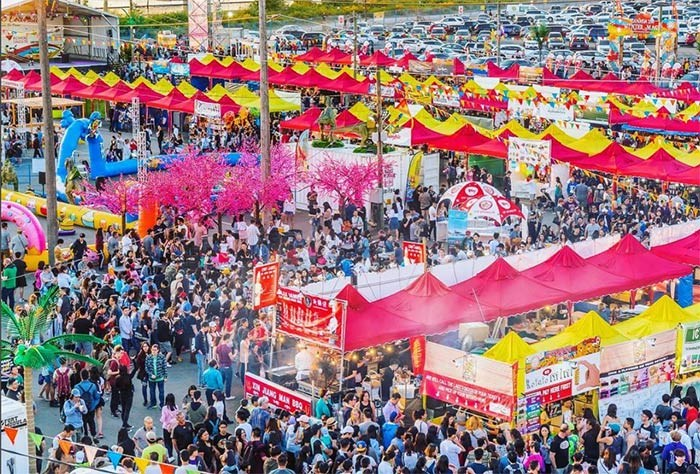 Richmond Asian Night Market photo from Vancouver is Awesome