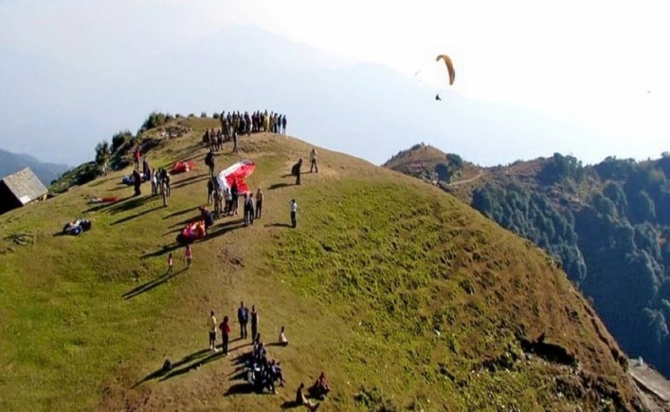 Bir Billing is the most famous place for Paragliding in Himachal Pradesh.