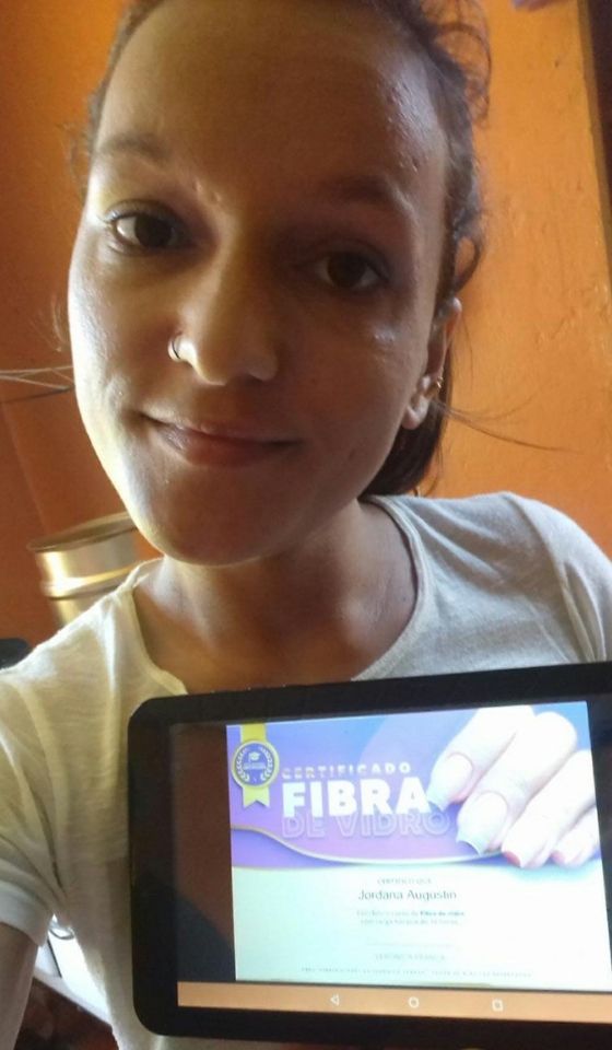 Alunas com certificado curso fibra verônica (6)