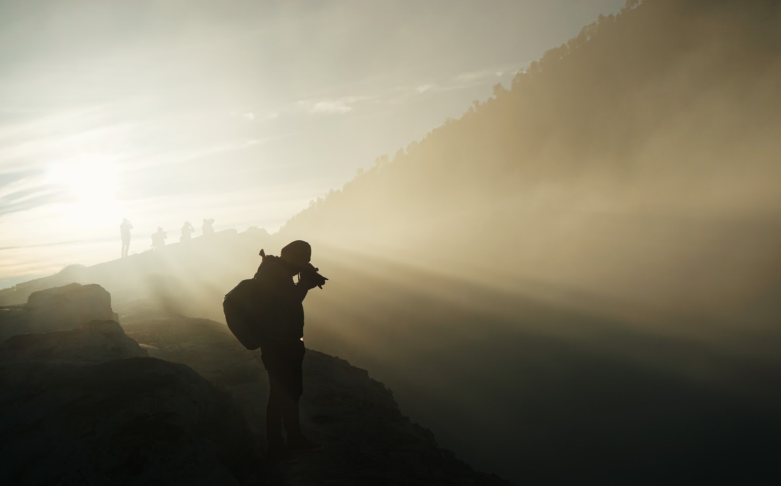 spot sunrise gunung ijen