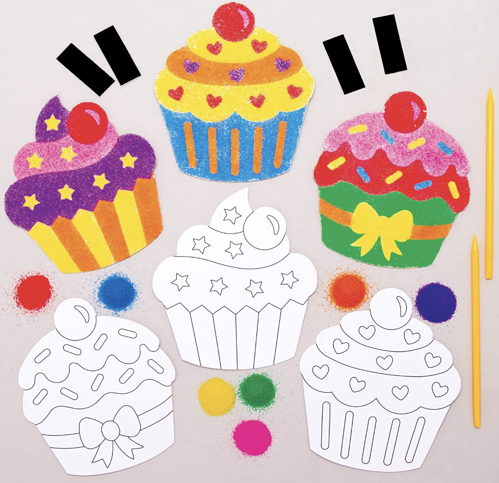 This image shows the sand art cupcakes activity. This is one example of a simple and easy to prep activity you can plan for your Valentine's Day party. 