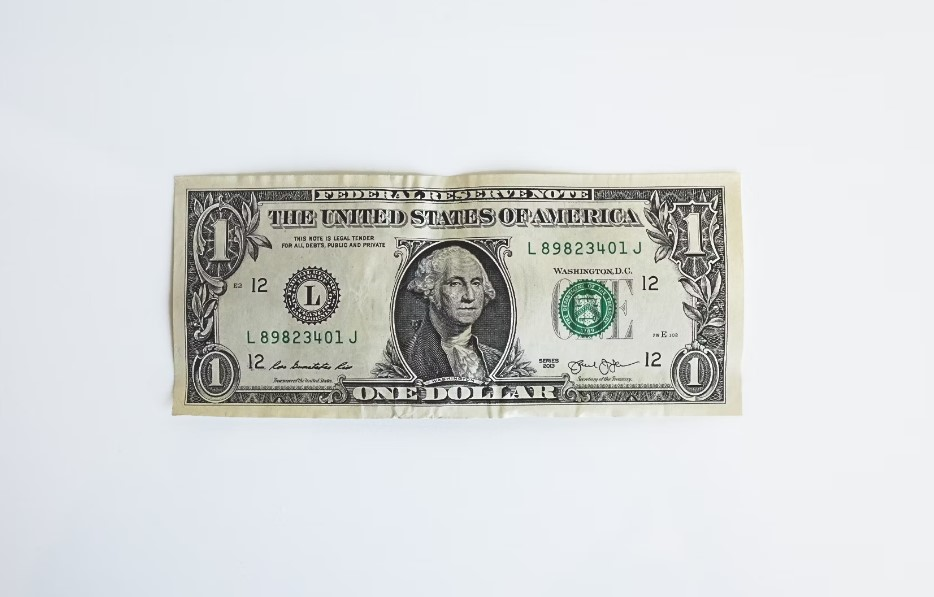 Dollaren truet av en ny valuta? 