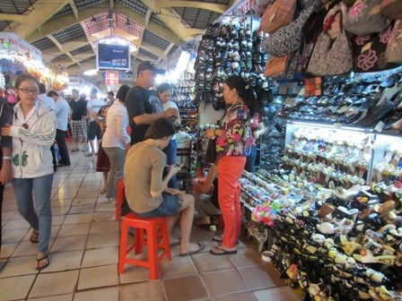 Nguồn hàng giày dép nữ Quảng Châu