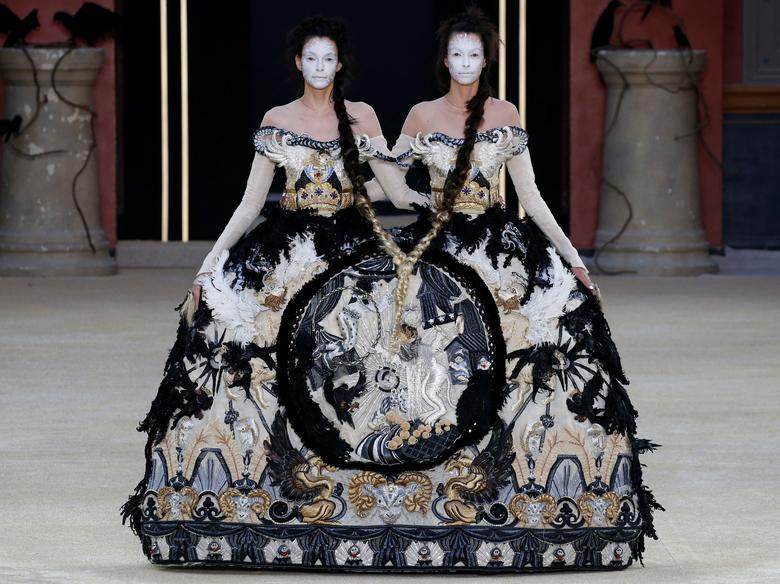 This 2019 Creation is by Guo Pei - Exceptional High-End Fashion Events in 2022