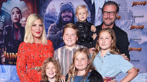 Dean McDermott with his second wife and children