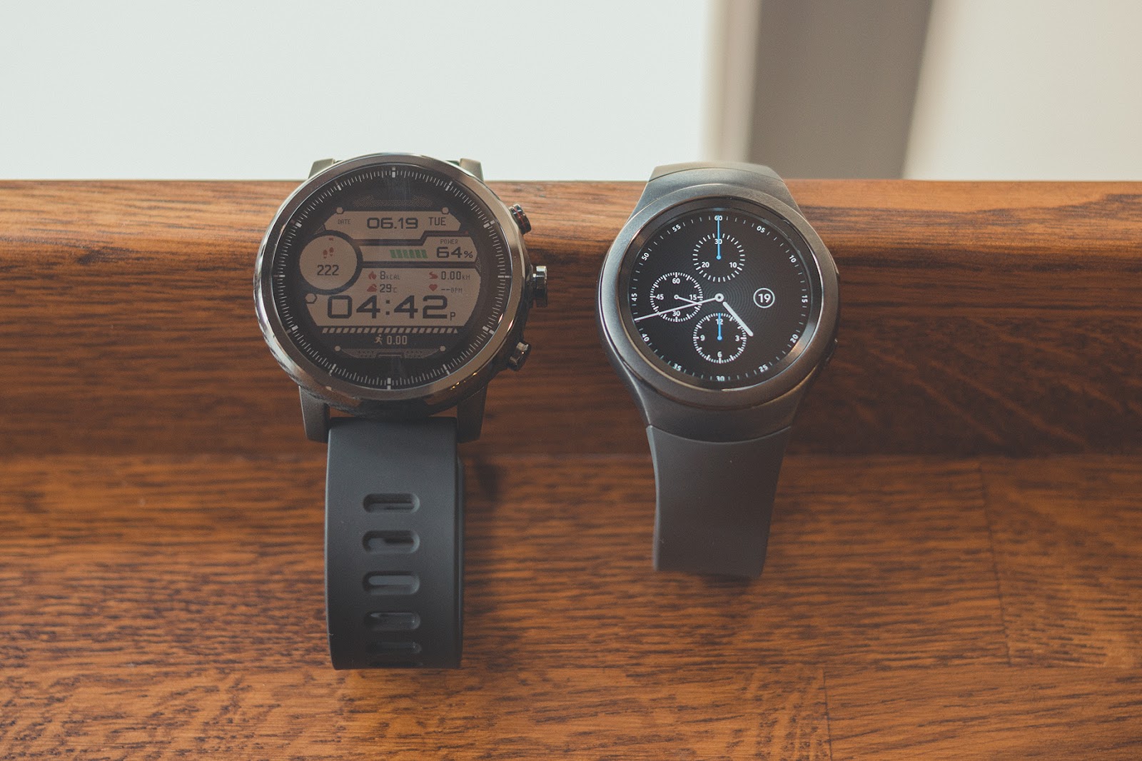 gear s3 vs xiaomi amazfit 2