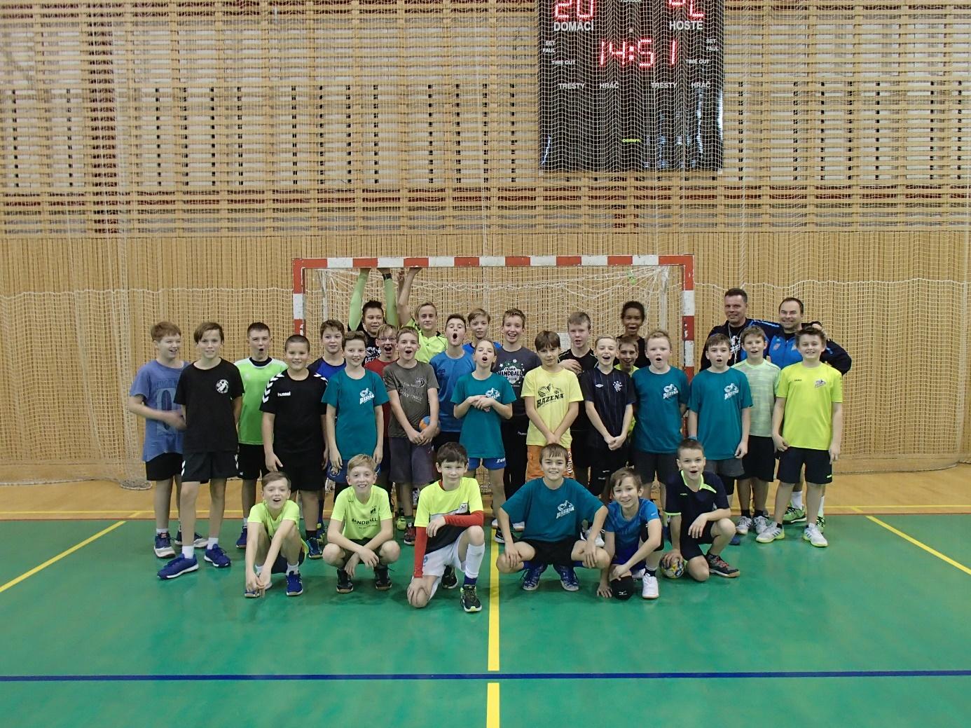 C:\Users\Pedagog\Pictures\Hanball camp ml. ž. 25.11.18\PB250172.JPG