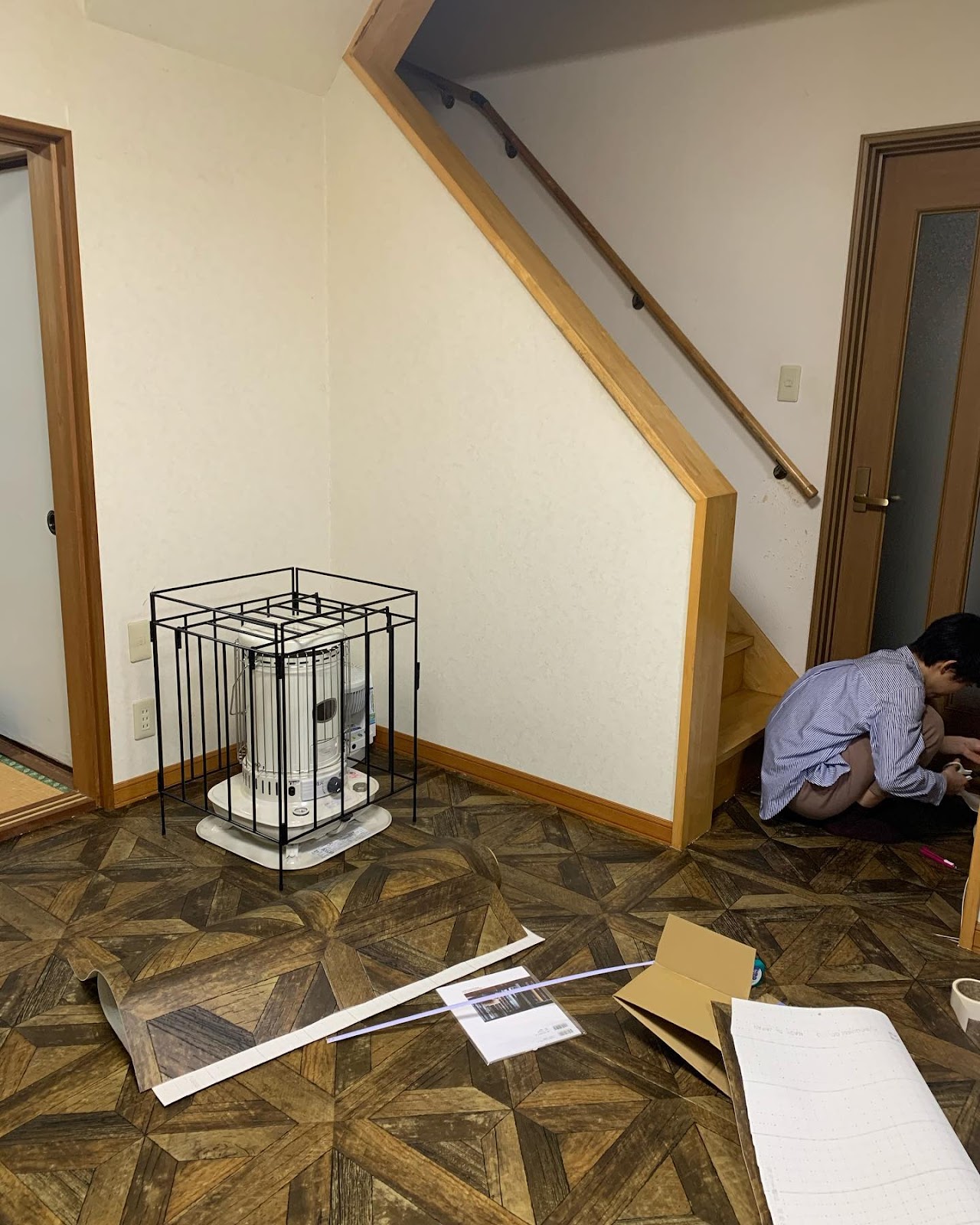 部屋DIY 床材をクッションフロア パーケット柄で簡単模様替え