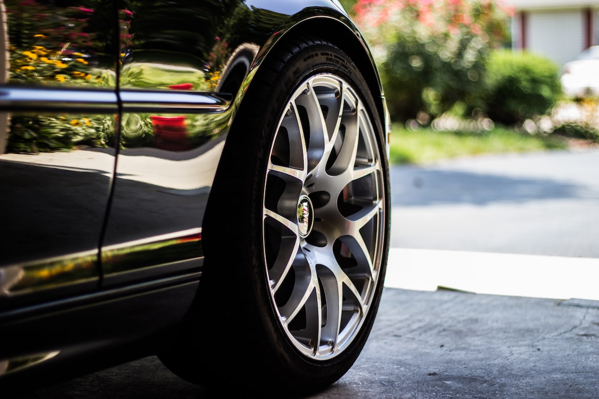 How To Detail Your Car (Simple Tips!)