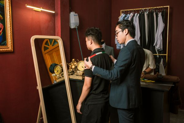 May suit Hà Nội ở đâu uy tín nhất? Hãy thử đến ngay Tiệm May Đỏ và có những trải nghiệm may đo tuyệt vời