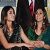 D:\Itishree@FBO\CELEB INFO\ileana d`cruz\IMG\Ileana-dcruz-with-Mother-freshboxoffice.jpg