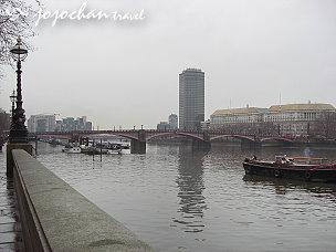 http://pics7.blog.yam.com/26/userfile/j/jojochantravel/album/14b35020c89e5b.jpg