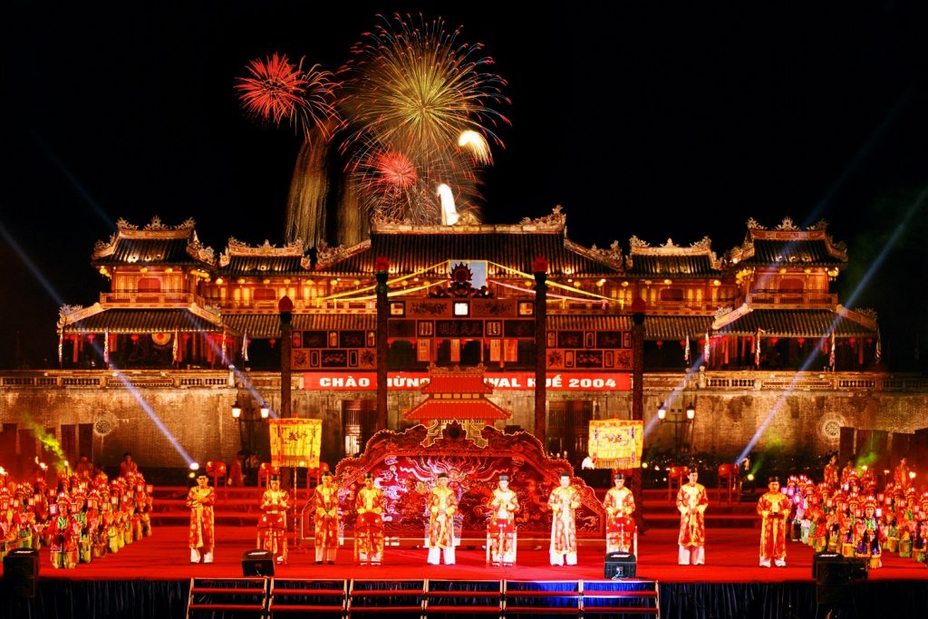 Hue Festival (Festival Huế)