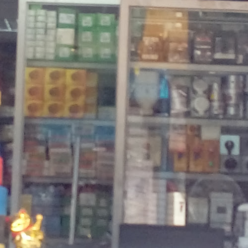 PUERTA 8, CENTRO COMERCIAL DON MANUEL Cercado De, Arequipa 04001, Perú