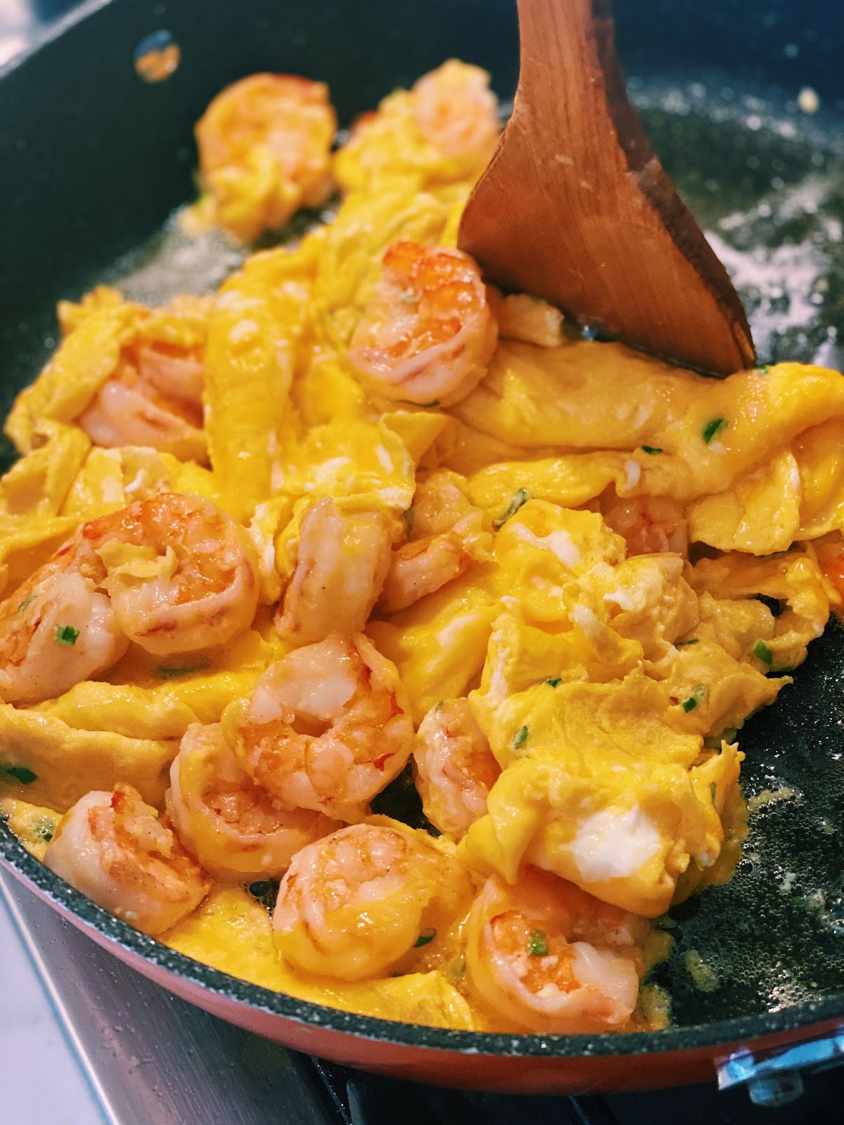 Shrimp and Egg Stir-fry (10 Minutes ONLY!) - Tiffy Cooks