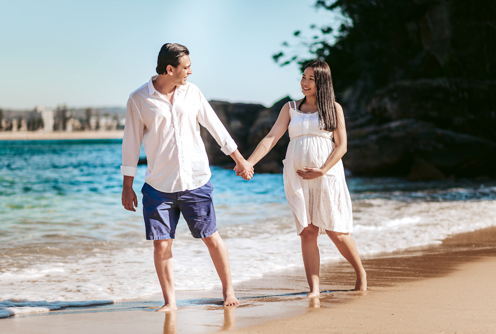 A Couple booked a Maternity shoot with Holidaygrapher at Manly Beach, NSW
