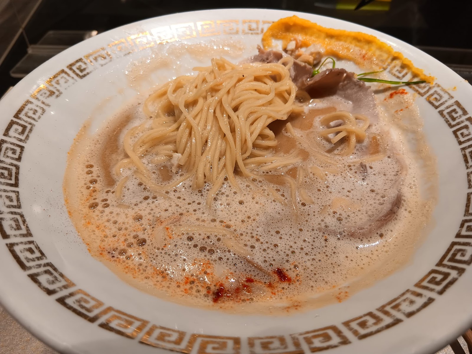 Maru De Sankaku noodles in creamy white shellfish and madai broth