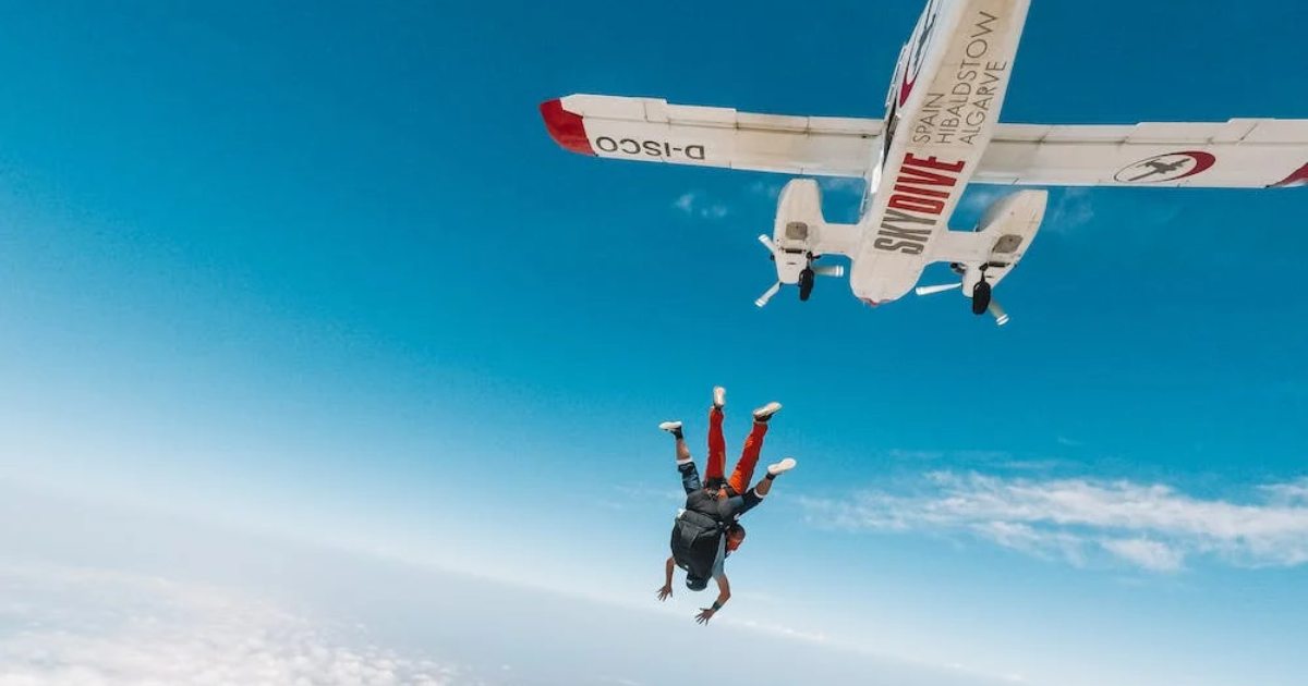 Birthday gifts for Scorpio man skydiving