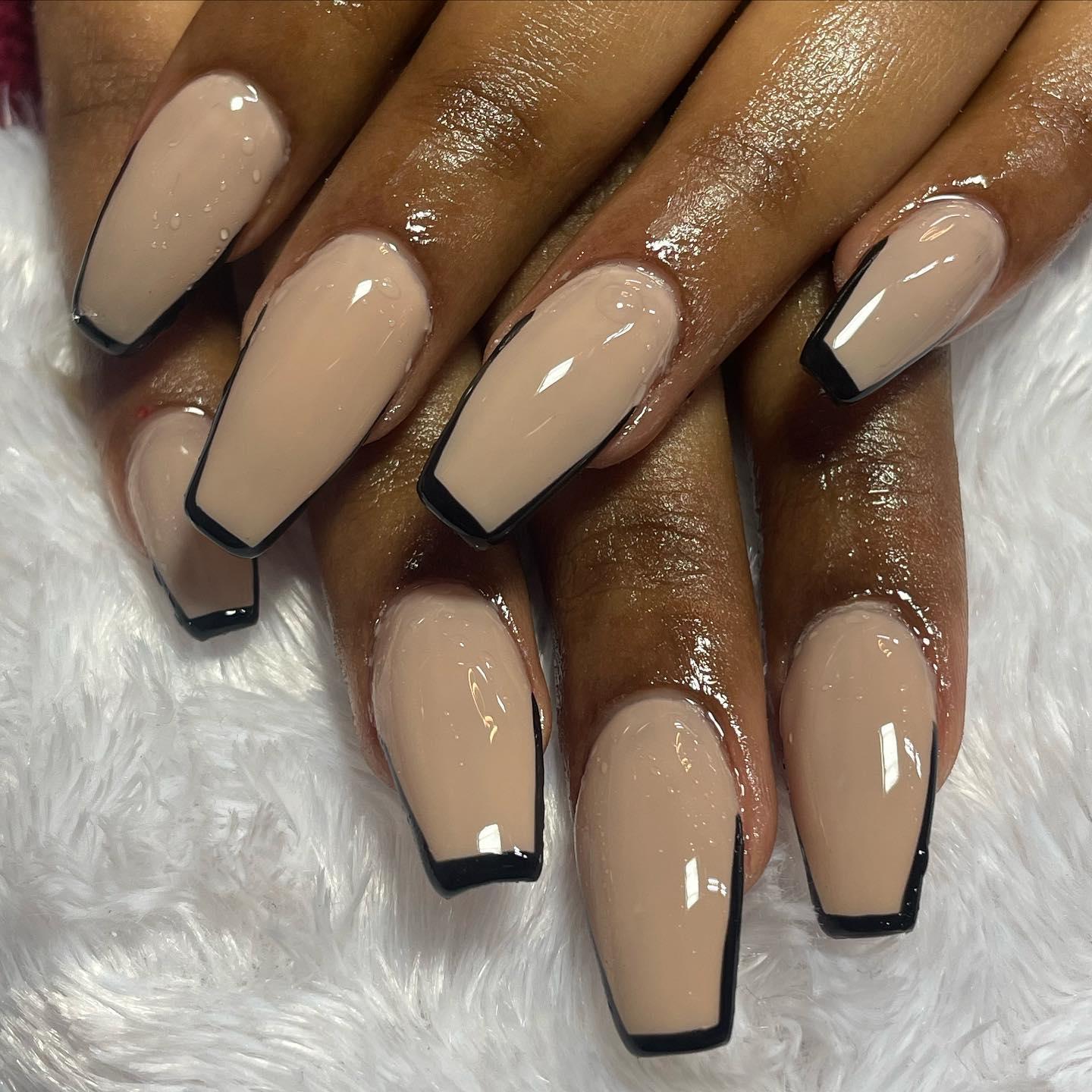 Black French Tips Ombre Nails
