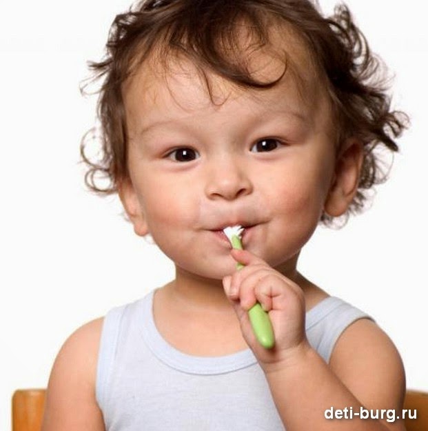как нацчить ребенка чистить зубы