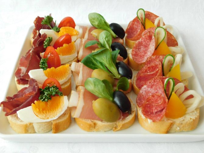 Appetizing appetizer - sandwiches for the New Year's table 16