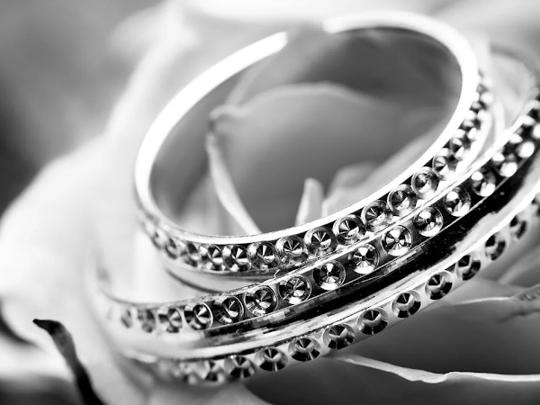 Should We Stop Buying Diamond Jewelry?
