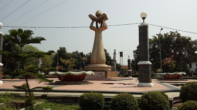Monumen Kota Cirebon: Mengungkap Tempat Menarik yang Wajib Dikunjungi